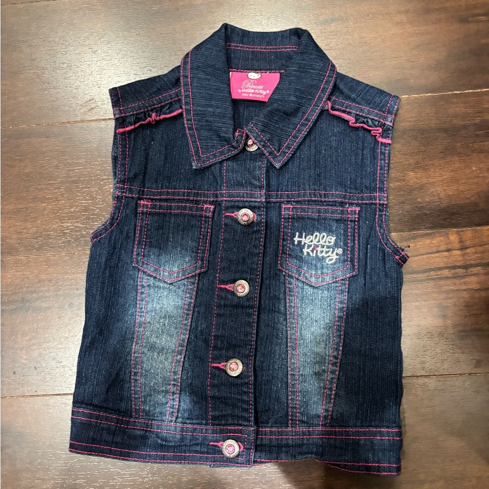 Hello Kitty Vest. 3 T